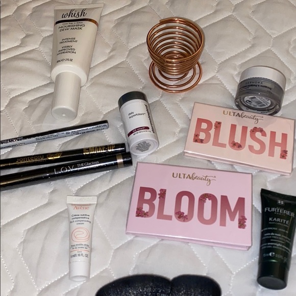 Beauty Bundle! - Picture 6 of 7